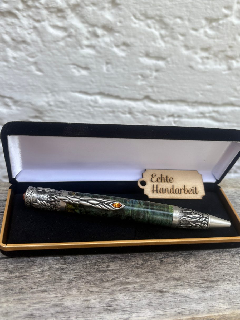 Phönix (Abb.: Rosskastanien)